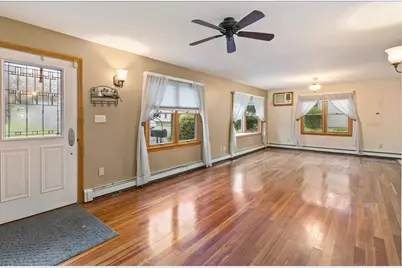 43 Sherman Ave, Haverhill, MA 01832 - Photo 3