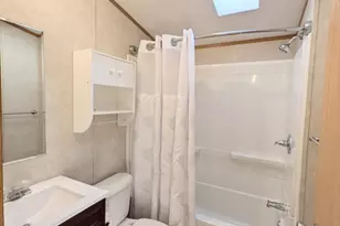 36 Presidential Cir, Warren, MA 01083 - Photo 17