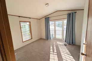36 Presidential Cir, Warren, MA 01083 - Photo 19