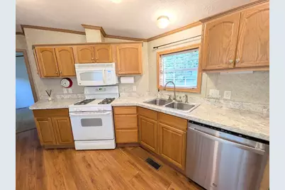 36 Presidential Circle, Warren, MA 01083 - Photo 7
