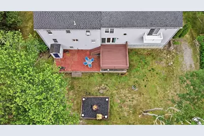 11 Elmwood Dr, Berkley, MA 02779 - Photo 35