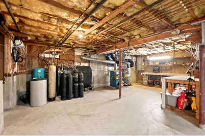 11 Elmwood Dr, Berkley, MA 02779 - Photo 29