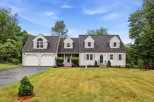 11 Elmwood Dr, Berkley, MA 02779 - Photo 3