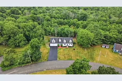 11 Elmwood Dr, Berkley, MA 02779 - Photo 33