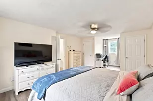 11 Elmwood Dr, Berkley, MA 02779 - Photo 15