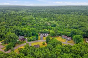 11 Elmwood Dr, Berkley, MA 02779 - Photo 37