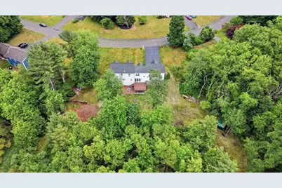 11 Elmwood Dr, Berkley, MA 02779 - Photo 35