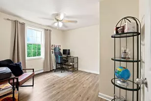 11 Elmwood Dr, Berkley, MA 02779 - Photo 19