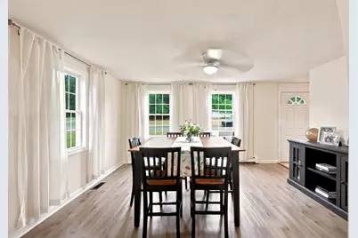11 Elmwood Dr, Berkley, MA 02779 - Photo 7
