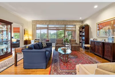 99 Florence #20-4B, Newton, MA 02467 - Photo 3