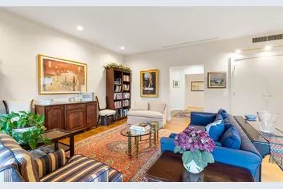 99 Florence #20-4B, Newton, MA 02467 - Photo 5