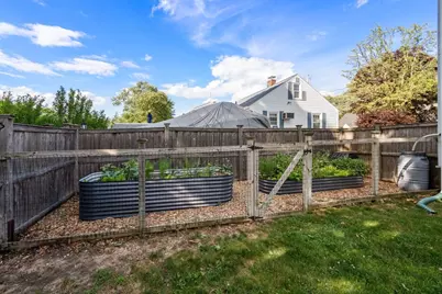 10 Hunewill Avenue, Medford, MA 02155 - Photo 29