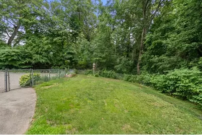 12 Charlton Rd, Dudley, MA 01571 - Photo 5