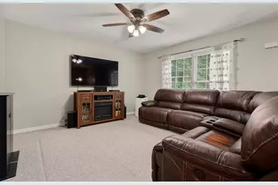 12 Charlton Rd, Dudley, MA 01571 - Photo 11