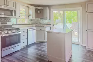 83 Beach St, Plymouth, MA 02360 - Photo 7