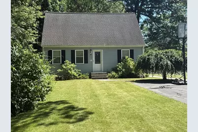 98 Indian Run Rd, Bellingham, MA 02019 - Photo 1
