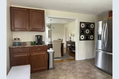 98 Indian Run Rd, Bellingham, MA 02019 - Photo 3