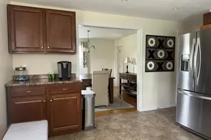 98 Indian Run Rd, Bellingham, MA 02019 - Photo 3