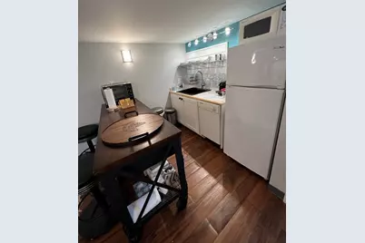 159 Willis Ave #1, Medford, MA 02115 - Photo 11