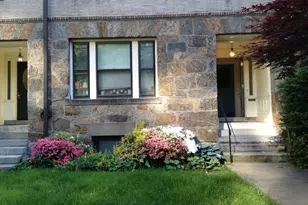 7 Regent Cir, Brookline, MA 02445 - Photo 21