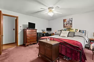 25 Beacon St, Amesbury, MA 01913 - Photo 27