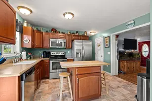 25 Beacon St, Amesbury, MA 01913 - Photo 25