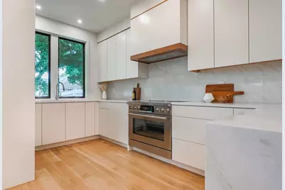 34 West Street #B, Newton, MA 02458 - Photo 3