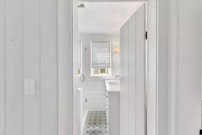 25 Lake Rd E, Yarmouth, MA 02673 - Photo 11