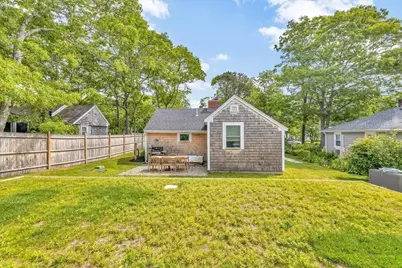 25 Lake Rd E, Yarmouth, MA 02673 - Photo 29