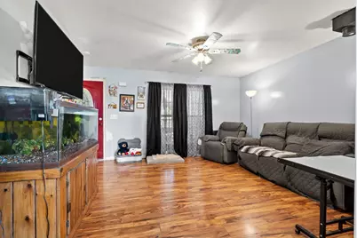 25R Beacon St, Amesbury, MA 01913 - Photo 3