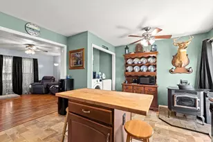 25R Beacon St, Amesbury, MA 01913 - Photo 11