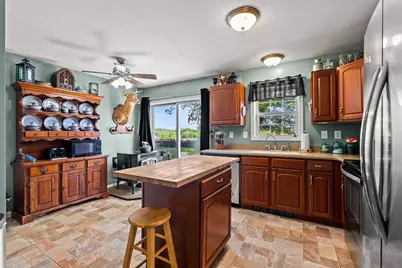 25R Beacon St, Amesbury, MA 01913 - Photo 31