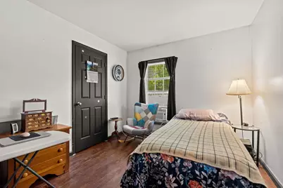 25 Beacon St, Amesbury, MA 01913 - Photo 37