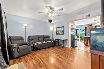 25 Beacon St, Amesbury, MA 01913 - Photo 33