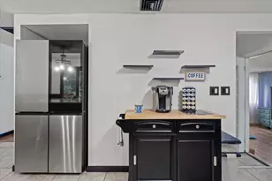 24 Helena St, Ludlow, MA 01056 - Photo 9