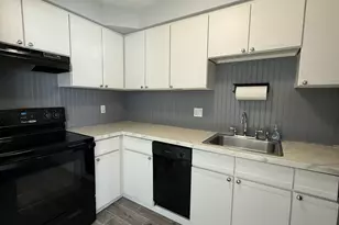 44 Old Forge Rd, Bridgewater, MA 02324 - Photo 3