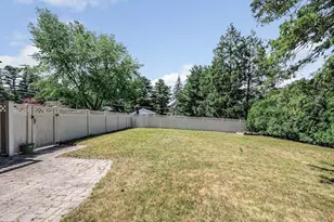 157 Russell St, Peabody, MA 01960 - Photo 33