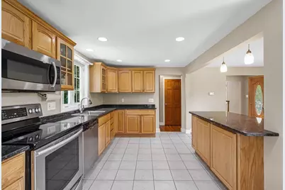 157 Russell Street, Peabody, MA 01960 - Photo 9
