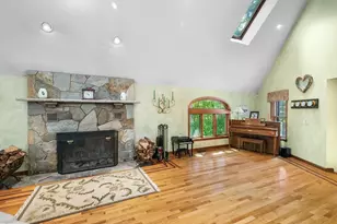 11 Rocky Woods Rd, Groveland, MA 01834 - Photo 7