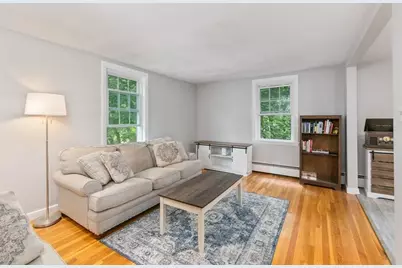 60 Vinton St #3, Melrose, MA 02176 - Photo 9