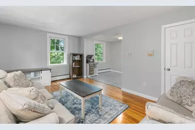60 Vinton St #3, Melrose, MA 02176 - Photo 11