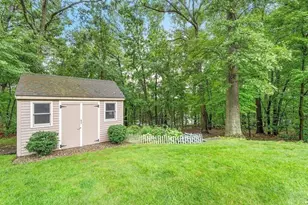 39 Jackson Cir, Franklin, MA 02038 - Photo 31