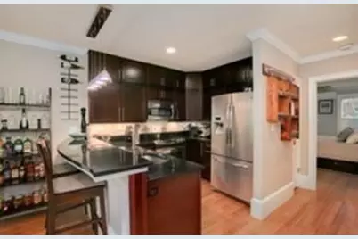 32 Rutland Sq #3, Boston, MA 02118 - Photo 3