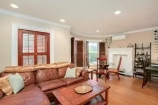 32 Rutland Sq, Boston, MA 02118 - Photo 7