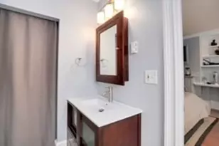 32 Rutland Sq, Boston, MA 02118 - Photo 17
