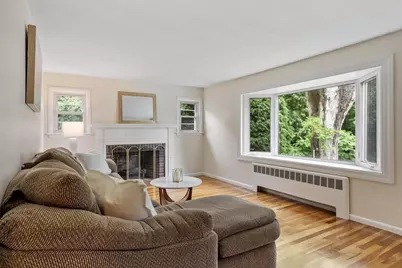 12 Hunt Rd, Bedford, MA 01730 - Photo 3