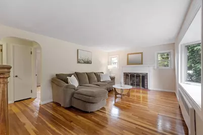 12 Hunt Rd, Bedford, MA 01730 - Photo 5