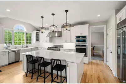 17 Walnut Hill Ln, Cohasset, MA 02025 - Photo 11