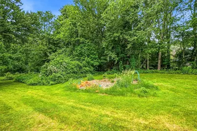 90 Glenview St, Upton, MA 01568 - Photo 35
