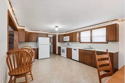 90 Glenview St, Upton, MA 01568 - Photo 9